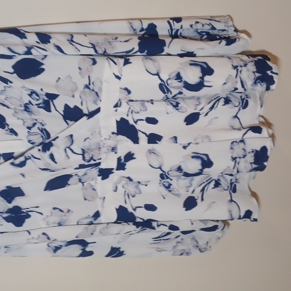 Charlotte Russe White  Floral Romper - Picture 4 of 7